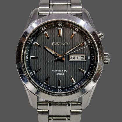Monty's Seiko Kinetic Automatic Watch | 5M63-0AF0 | 40mm | Grey Textured Dial | Day-Date #70142
