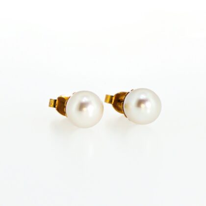 18ct Yellow Gold Pearl Stud Earrings #70488