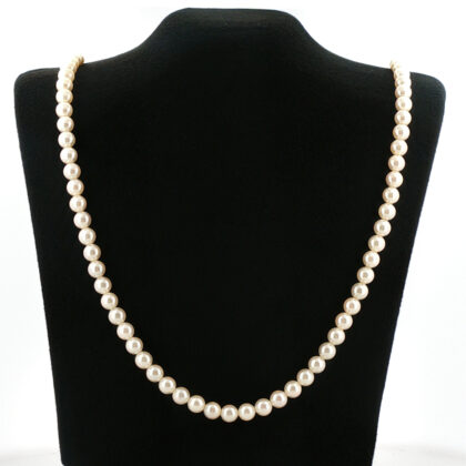 Monty's Costume Pearl Necklace | Faux Pearls #70481
