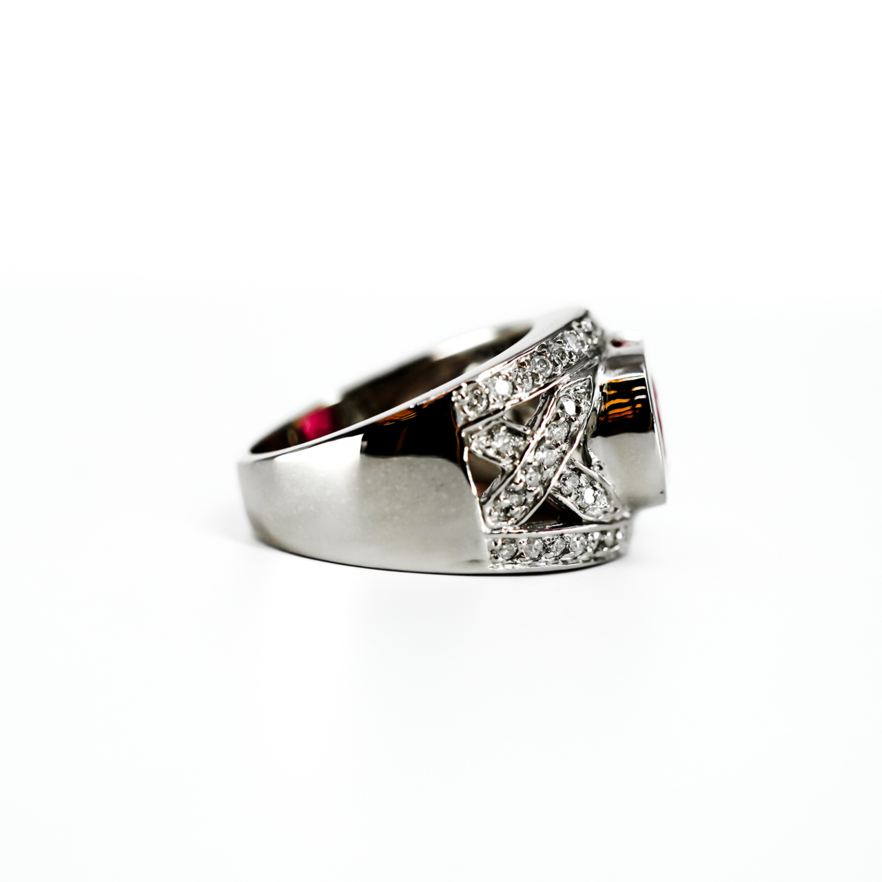 14ct Ruby & Diamond White Gold Ring | 10.9g | Statement Cocktail | Size M #70778 14ct Ruby & Diamond White Gold Ring | 10.9g | Statement Cocktail | Size M #70778 - Image 6