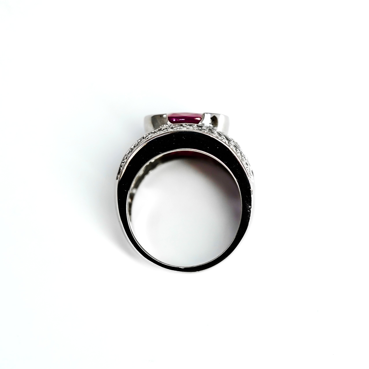 14ct Ruby & Diamond White Gold Ring | 10.9g | Statement Cocktail | Size M #70778 14ct Ruby & Diamond White Gold Ring | 10.9g | Statement Cocktail | Size M #70778 - Image 7