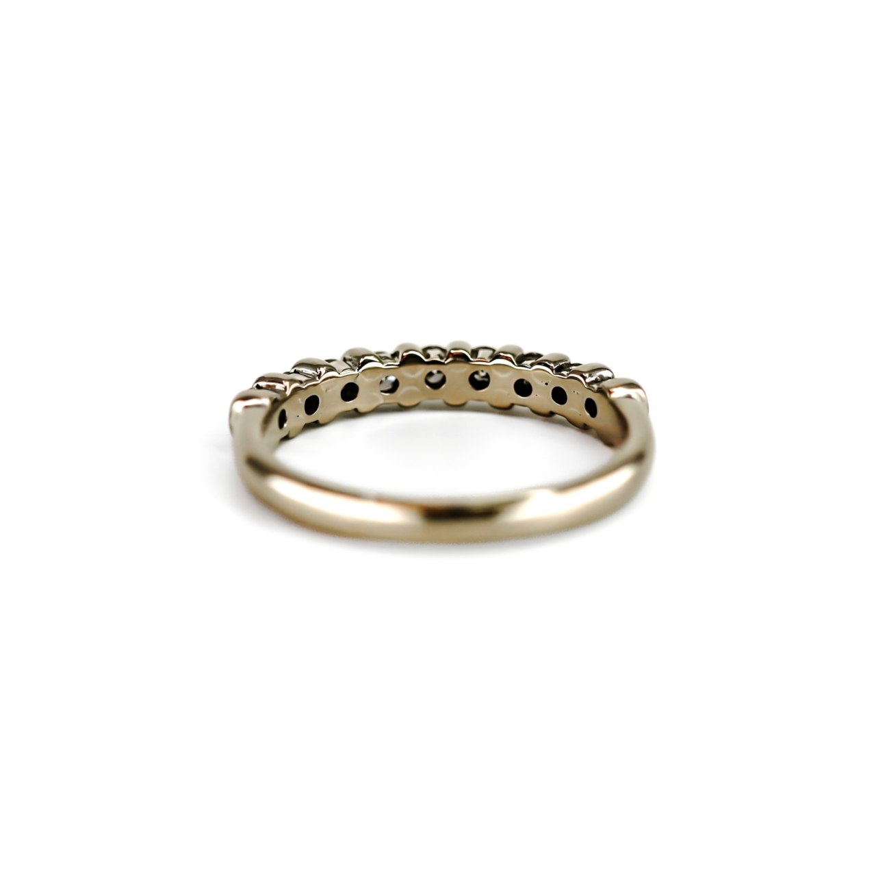 18ct White Gold Diamond Eternity Ring Band Size I1/2 #71249 18ct White Gold Diamond Eternity Ring Band Size I1/2 #71249 - Image 4