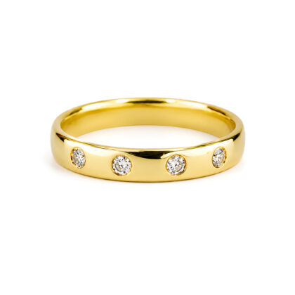 18ct Yellow Gold Three Diamond Band Ring | 2.2g | 3mm Wide Size I #70955