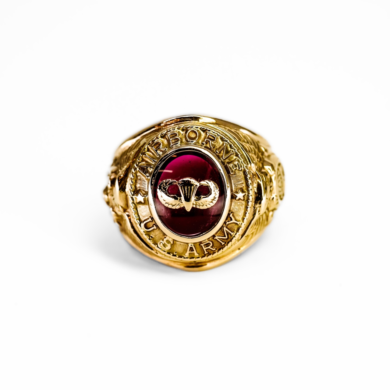 10ct Yellow Gold U.S. Army Airborne Ring | 14.2g #71724 10ct Yellow Gold U.S. Army Airborne Ring | 14.2g #71724 - Image 3