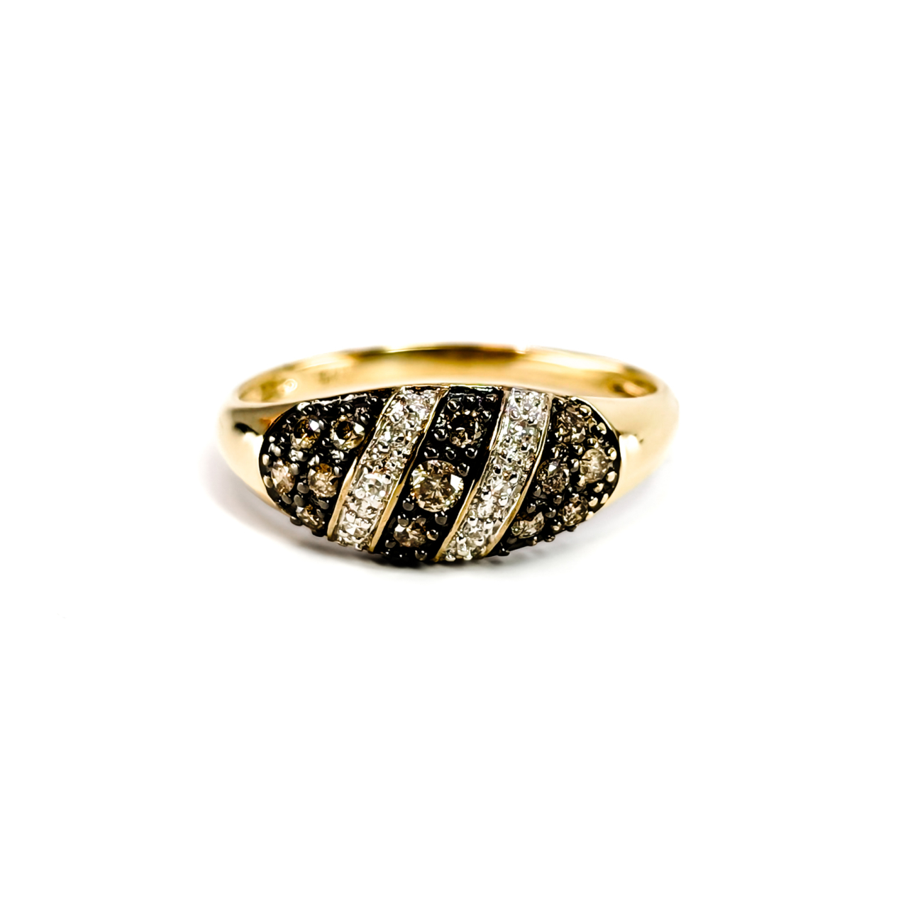 9ct Yellow Gold Natural Diamond Ring | Size P | 1.9g #71793 9ct Yellow Gold Natural Diamond Ring | Size P | 1.9g #71793 - Image 3