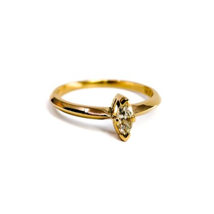 Monty's 18ct Yellow Gold Natural Marquise Diamond Ring | Size P | 2.8g #71827