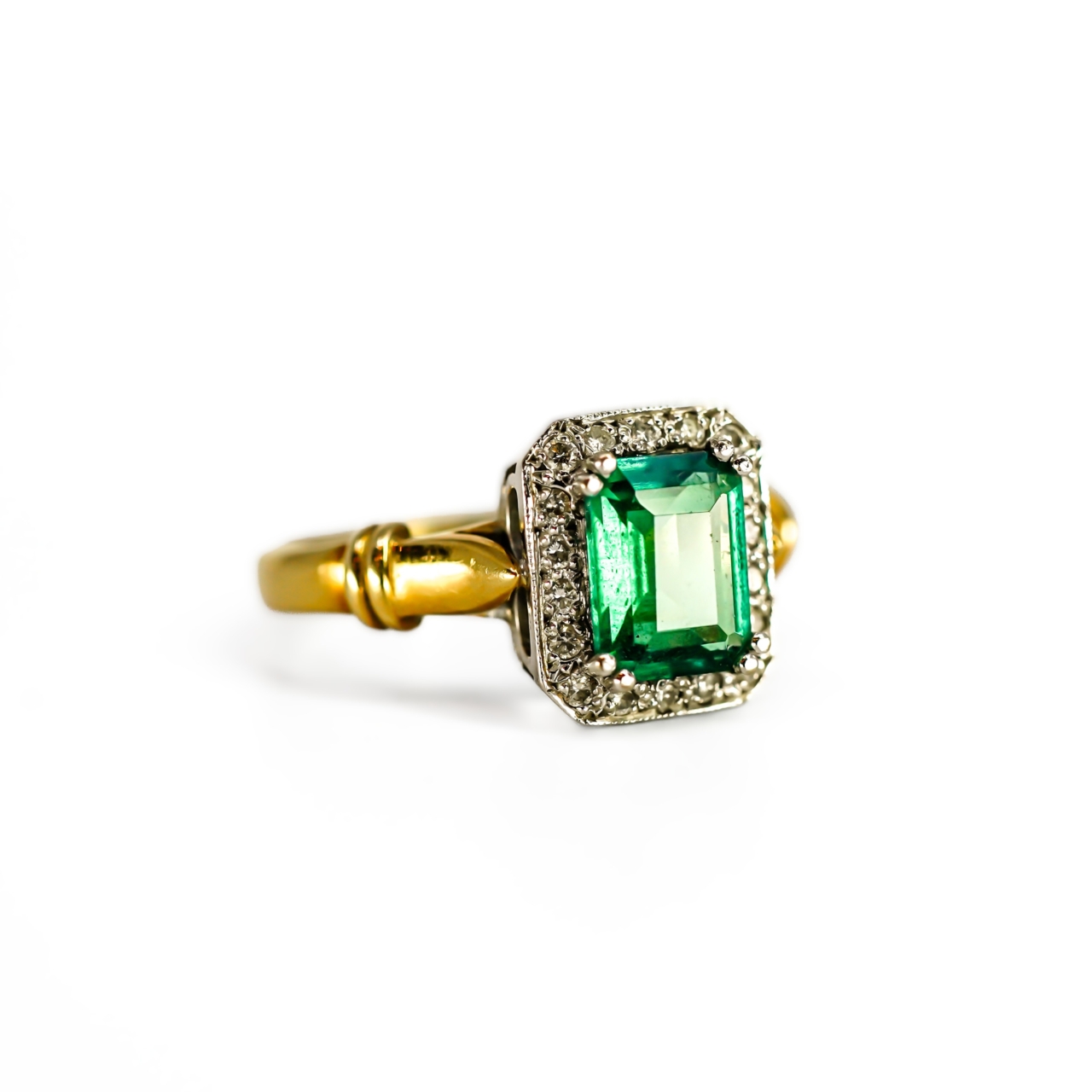 18ct Yellow Gold Synthetic Emerald and Diamond Ring Size P #71826 18ct Yellow Gold Synthetic Emerald and Diamond Ring Size P #71826 - Image 3