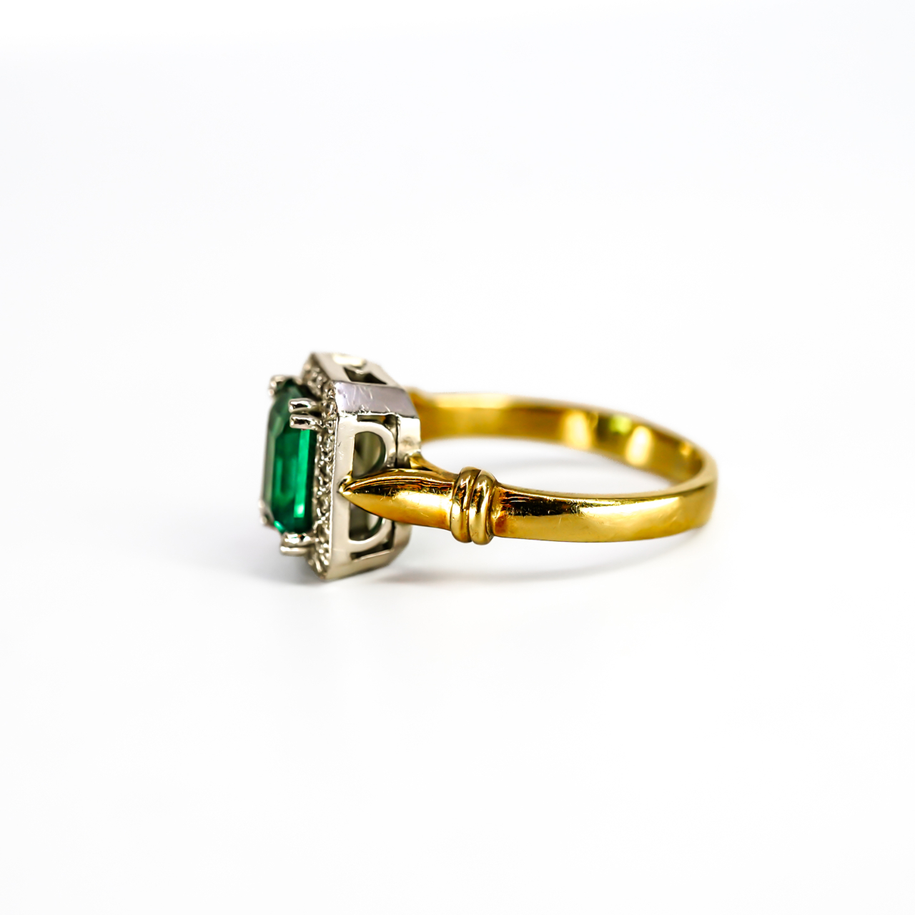 18ct Yellow Gold Synthetic Emerald and Diamond Ring Size P #71826 18ct Yellow Gold Synthetic Emerald and Diamond Ring Size P #71826 - Image 6
