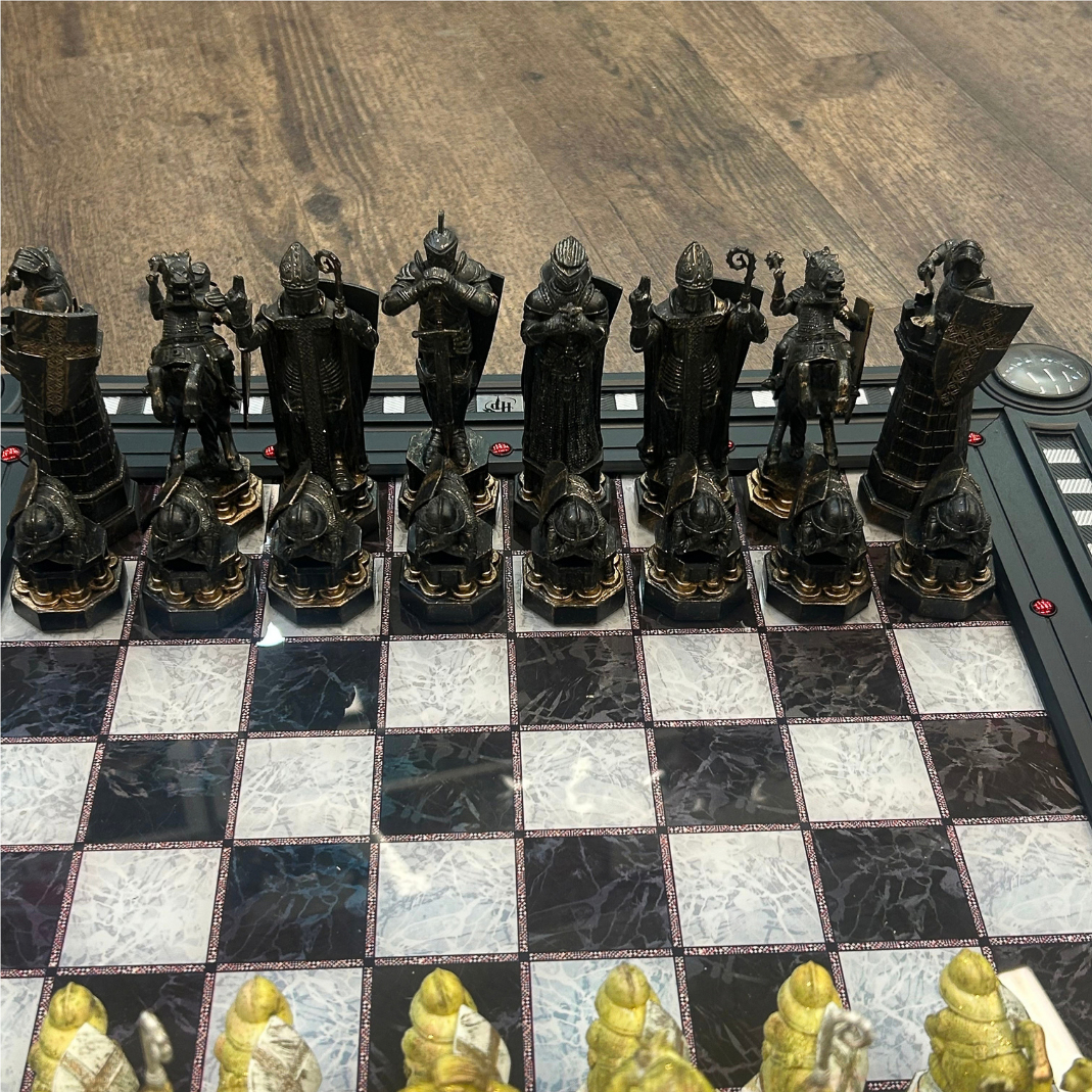 The Noble Collection Harry Potter The Final Challenge Chess Set 7979 | Boxed #71907 The Noble Collection Harry Potter The Final Challenge Chess Set 7979 | Boxed #71907 - Image 3