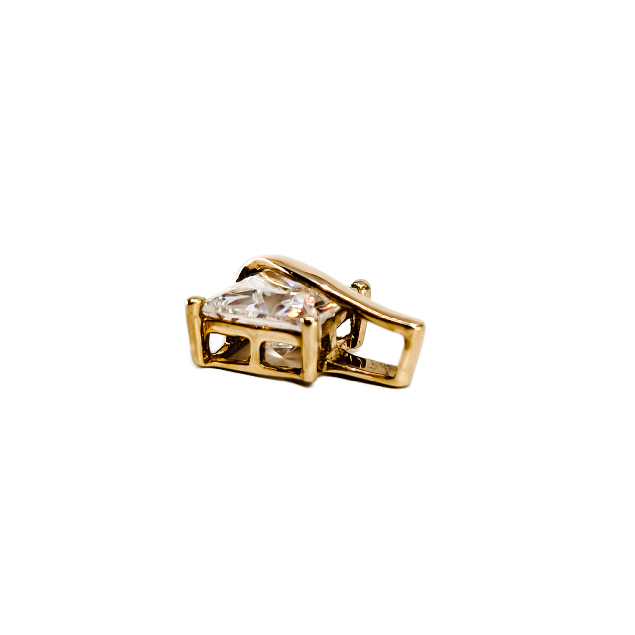9ct Yellow Gold Cubic Zirconia Pendant | 8mm Stone | 1.9g #71341 9ct Yellow Gold Cubic Zirconia Pendant | 8mm Stone | 1.9g #71341 - Image 4