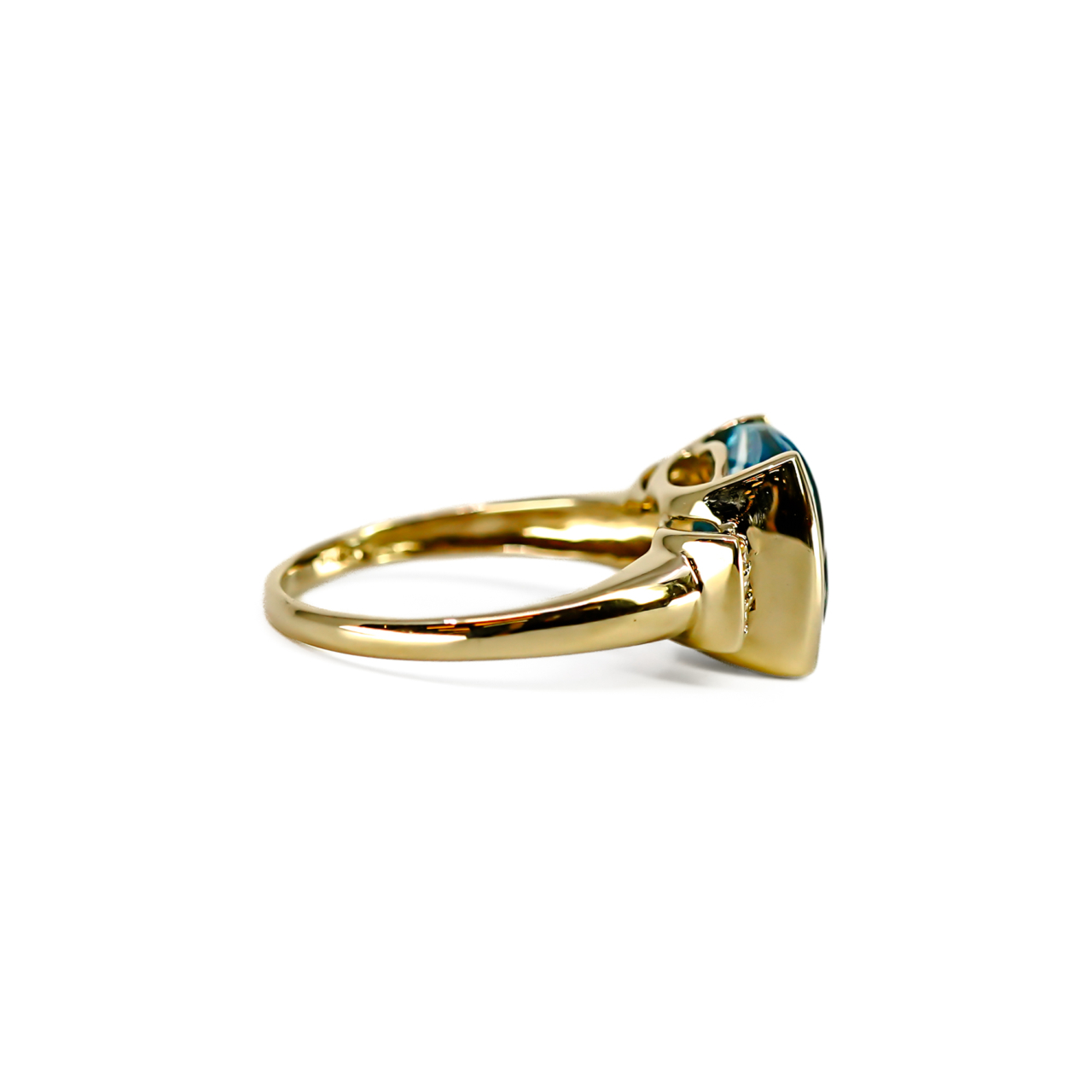 9ct Yellow Gold Fantasy-Cut Topaz & Natural Diamond Ring | Size P | 11 x 9mm Topaz #71798 9ct Yellow Gold Fantasy-Cut Topaz & Natural Diamond Ring | Size P | 11 x 9mm Topaz #71798 - Image 5