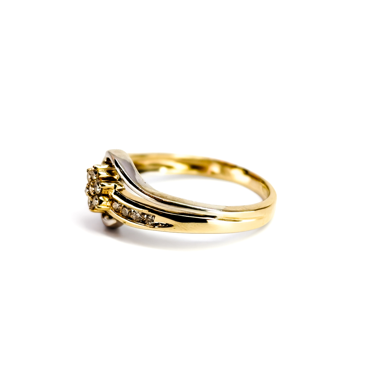9ct Yellow Gold Natural Diamond Flower Ring | Size P 1/2 | 3.2g #71803 9ct Yellow Gold Natural Diamond Flower Ring | Size P 1/2 | 3.2g #71803 - Image 6
