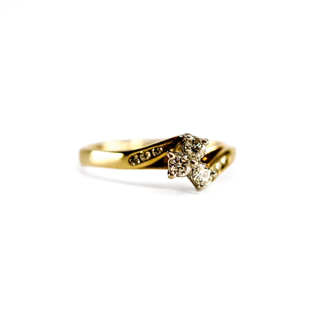 9ct Yellow Gold Natural Diamond Cluster Ring | Australian Made | Size P | 2.3g #71805 9ct Yellow Gold Natural Diamond Cluster Ring | Australian Made | Size P | 2.3g #71805 - Image 3