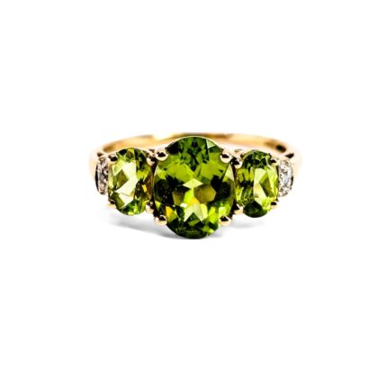 9ct Yellow Gold Peridot & Natural Diamond Ring | Size P | 2.4g #71808
