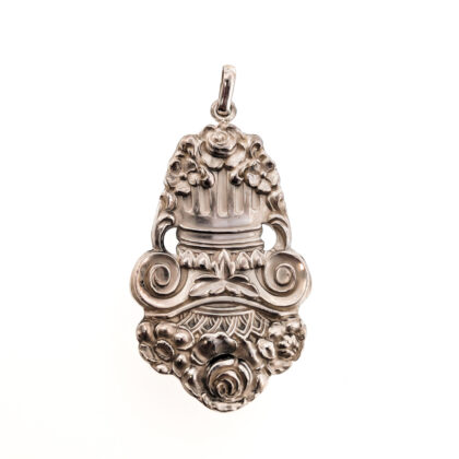 Monty's Antique Sterling Silver Ornate Floral Pendant | 18.9g | 47.5 x 27.5mm #4255-99
