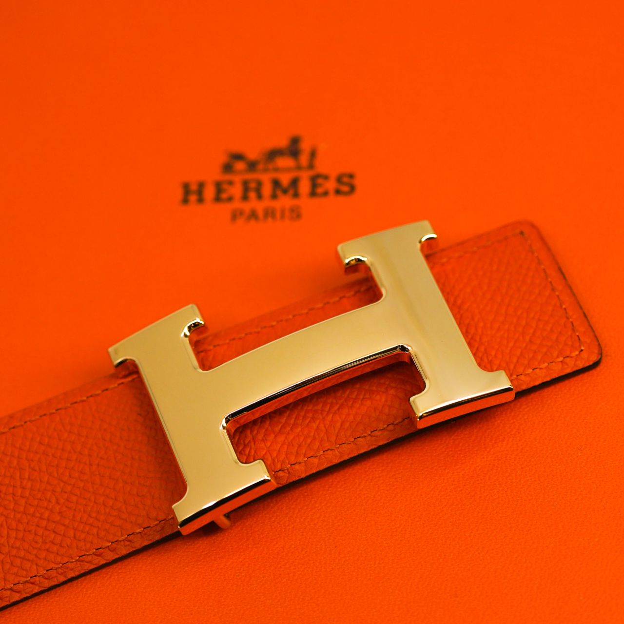 Hermès H Gold-Tone Belt Buckle | 2 x 32mm Reversible Belts | Size 90 | Box #70740 Hermès H Gold-Tone Belt Buckle | 2 x 32mm Reversible Belts | Size 90 | Box #70740 - Image 5