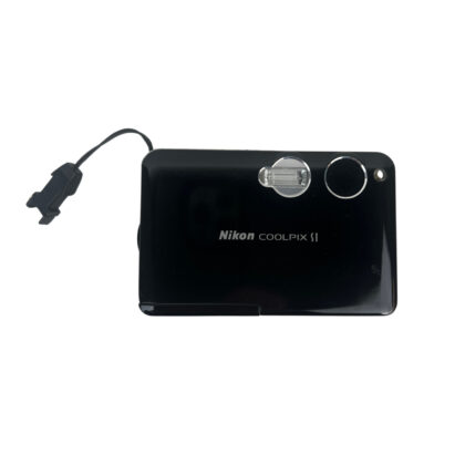 Nikon Coolpix S1 5.1MP Digital Camera | Charger & Cool-Station Dock #70737