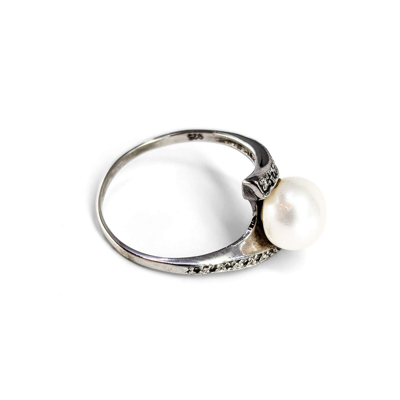 Sterling Silver Button Pearl & Cubic Zirconia Ring | 2.4g | Size R1/2 #71841 Sterling Silver Button Pearl & Cubic Zirconia Ring | 2.4g | Size R1/2 #71841 - Image 5