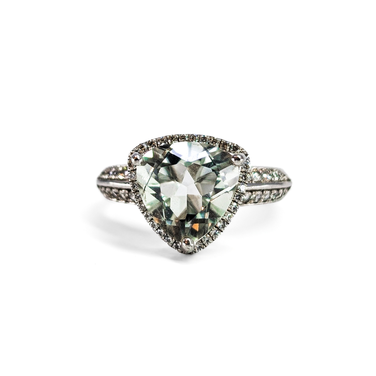 Sterling Silver Pale Blue Quartz & Cubic Zirconia Ring | 3.9g | Size P #71838 Sterling Silver Pale Blue Quartz & Cubic Zirconia Ring | 3.9g | Size P #71838
