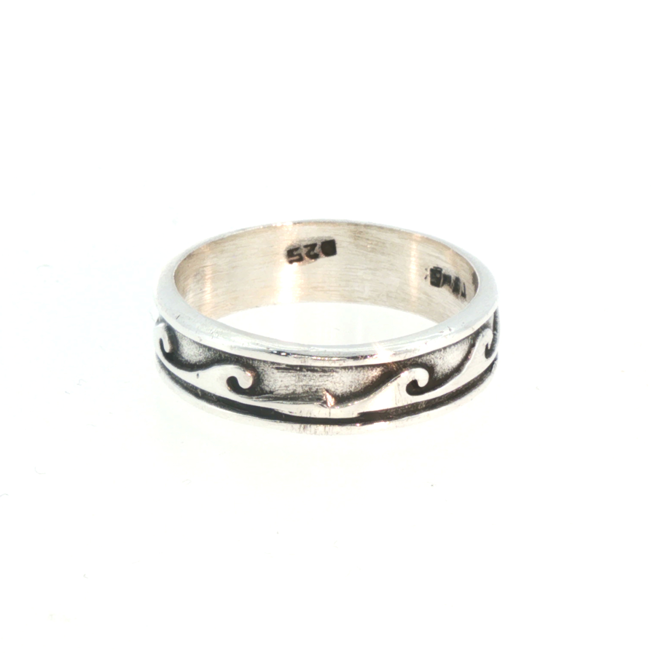 Sterling Silver Wave Pattern Ring | 6.9g | 6.7mm Wide Size X #71534 Sterling Silver Wave Pattern Ring | 6.9g | 6.7mm Wide Size X #71534 - Image 4