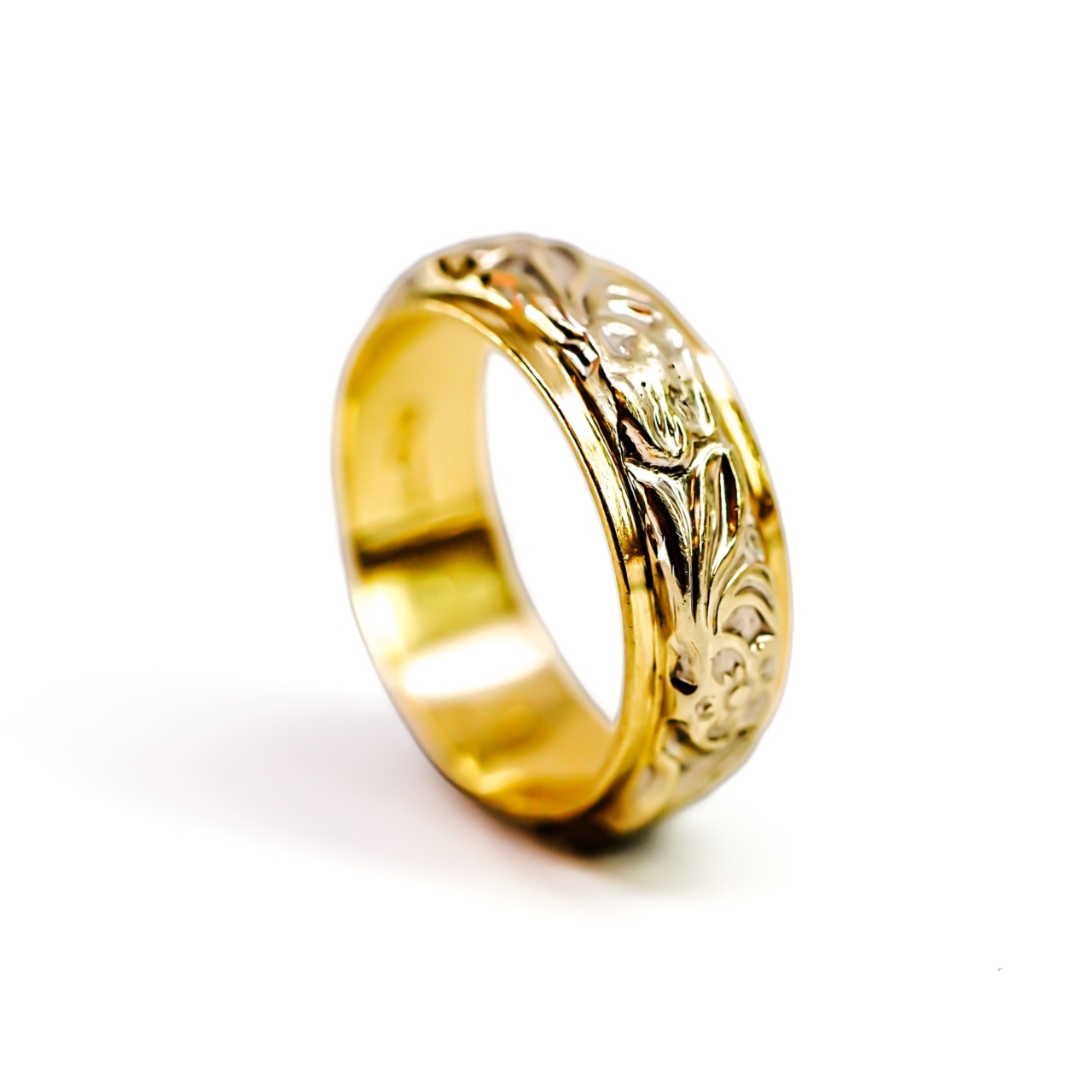 Vintage 9ct Two-Tone Gold Floral Band Ring | 4.2g | Size J | 6mm #71649 Vintage 9ct Two-Tone Gold Floral Band Ring | 4.2g | Size J | 6mm #71649 - Image 6