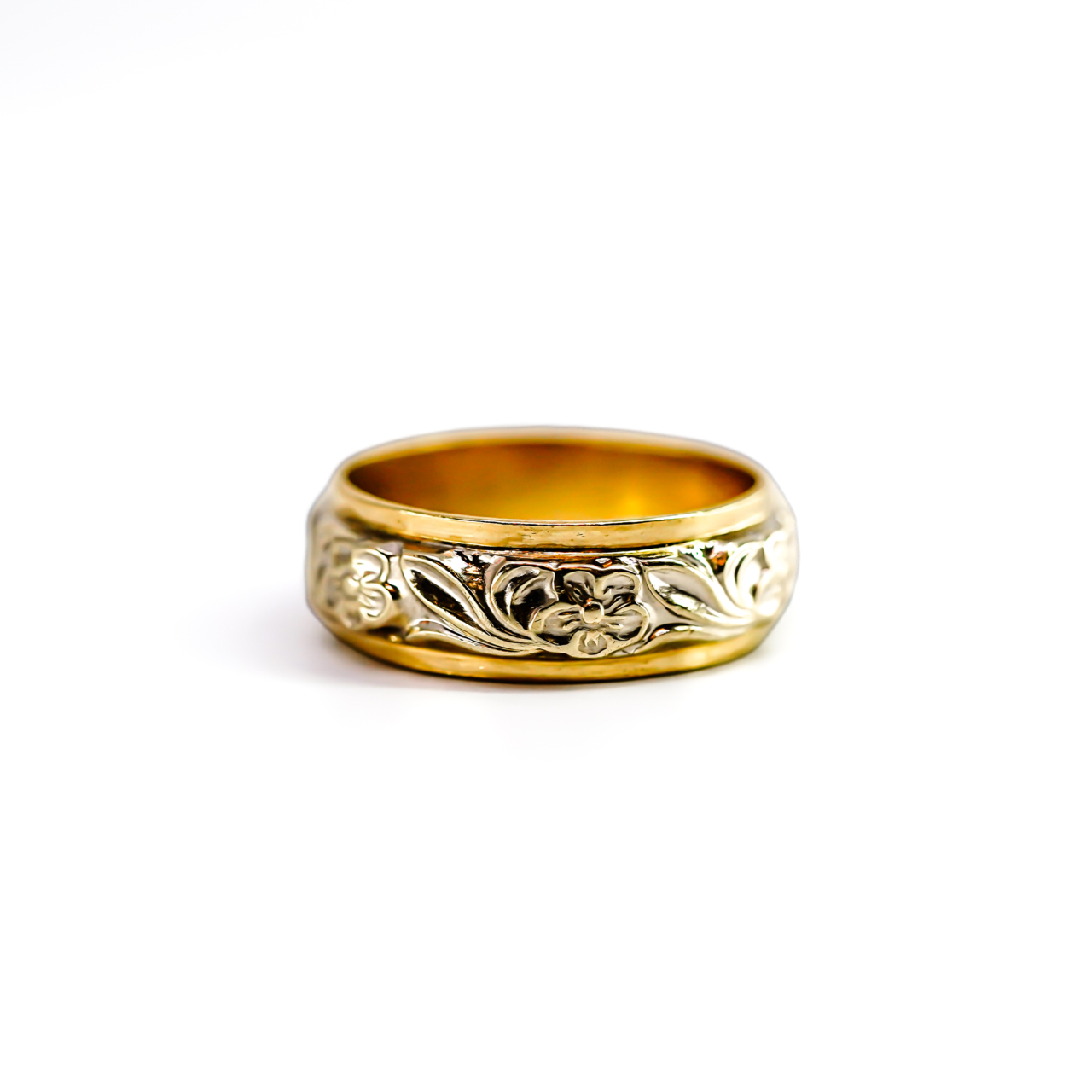 Vintage 9ct Two-Tone Gold Floral Band Ring | 4.2g | Size J | 6mm #71649 Vintage 9ct Two-Tone Gold Floral Band Ring | 4.2g | Size J | 6mm #71649
