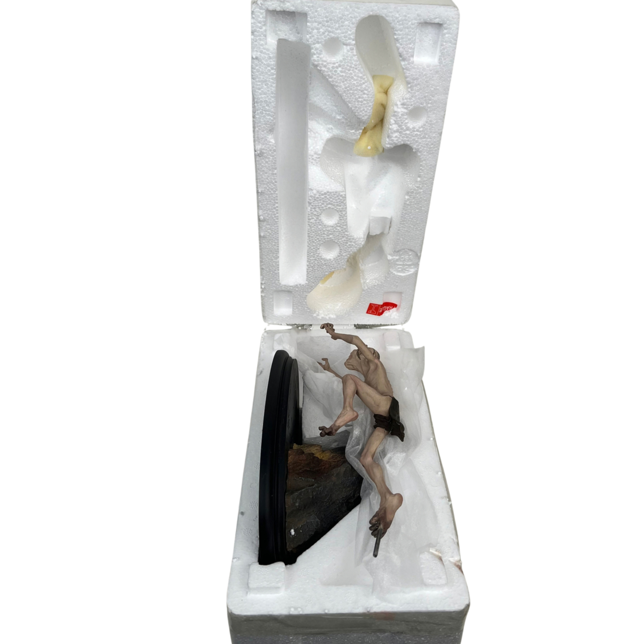 WETA Workshop The Hobbit Gollum Enraged 1:6 Scale Polystone Statue | Boxed #71197 WETA Workshop The Hobbit Gollum Enraged 1:6 Scale Polystone Statue | Boxed #71197 - Image 6