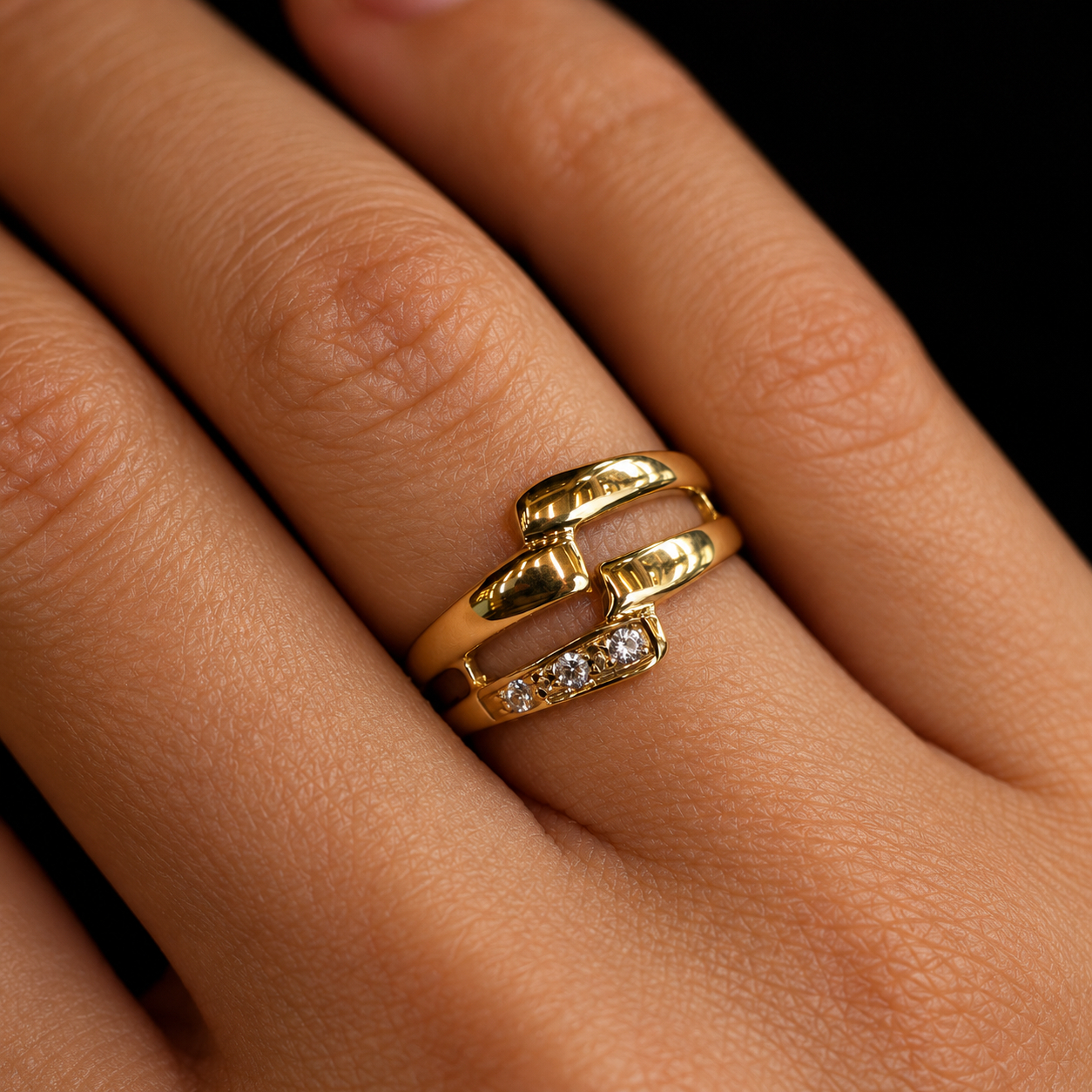 14ct Yellow Gold CZ Crossover Ring | 2.4g | Size L½ #71886 14ct Yellow Gold CZ Crossover Ring | 2.4g | Size L½ #71886 - Image 2