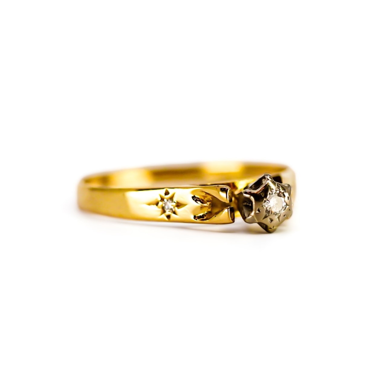 18ct Yellow Gold Diamond Ring | 2.6g #71888 18ct Yellow Gold Diamond Ring | 2.6g #71888 - Image 5