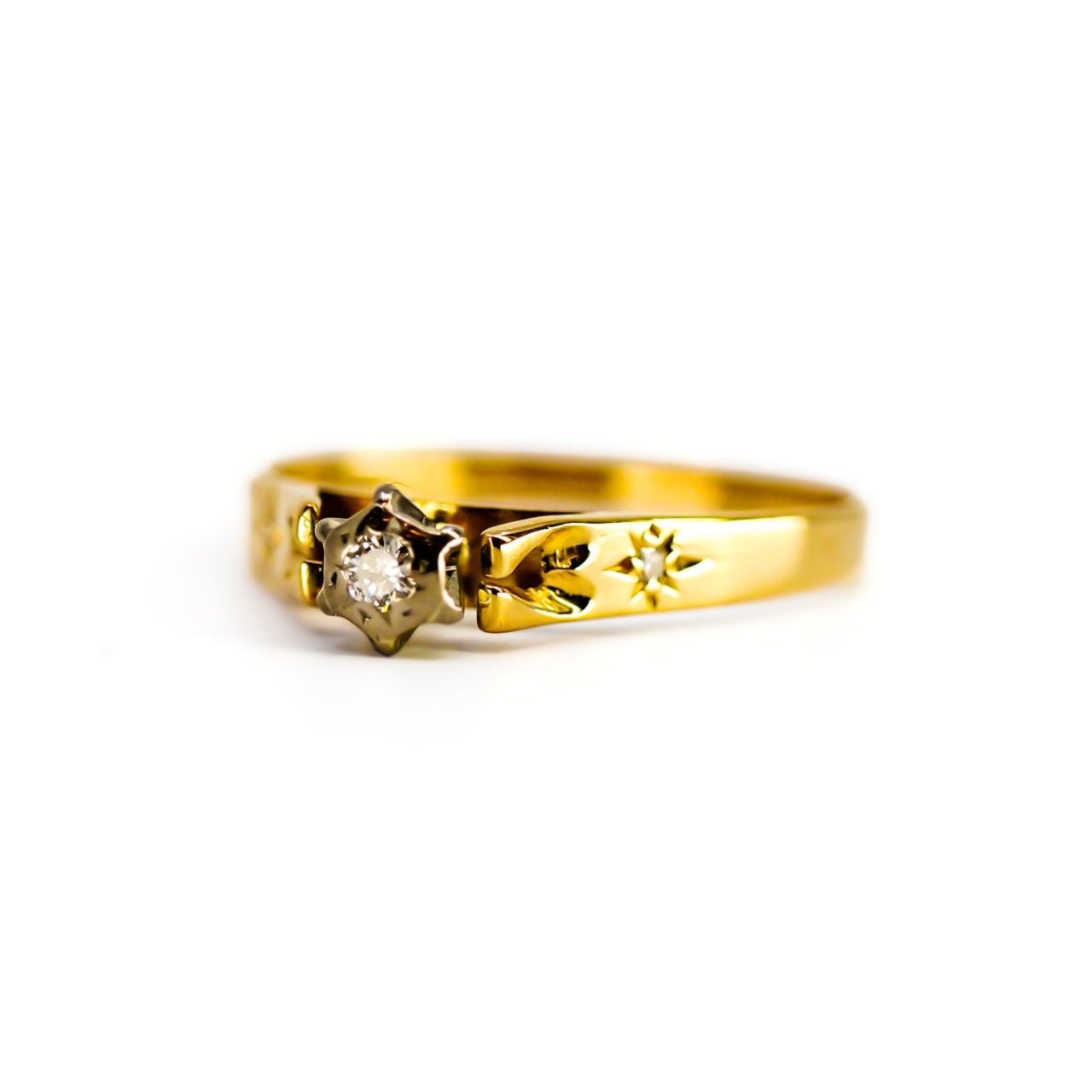 18ct Yellow Gold Diamond Ring | 2.6g #71888 18ct Yellow Gold Diamond Ring | 2.6g #71888 - Image 6