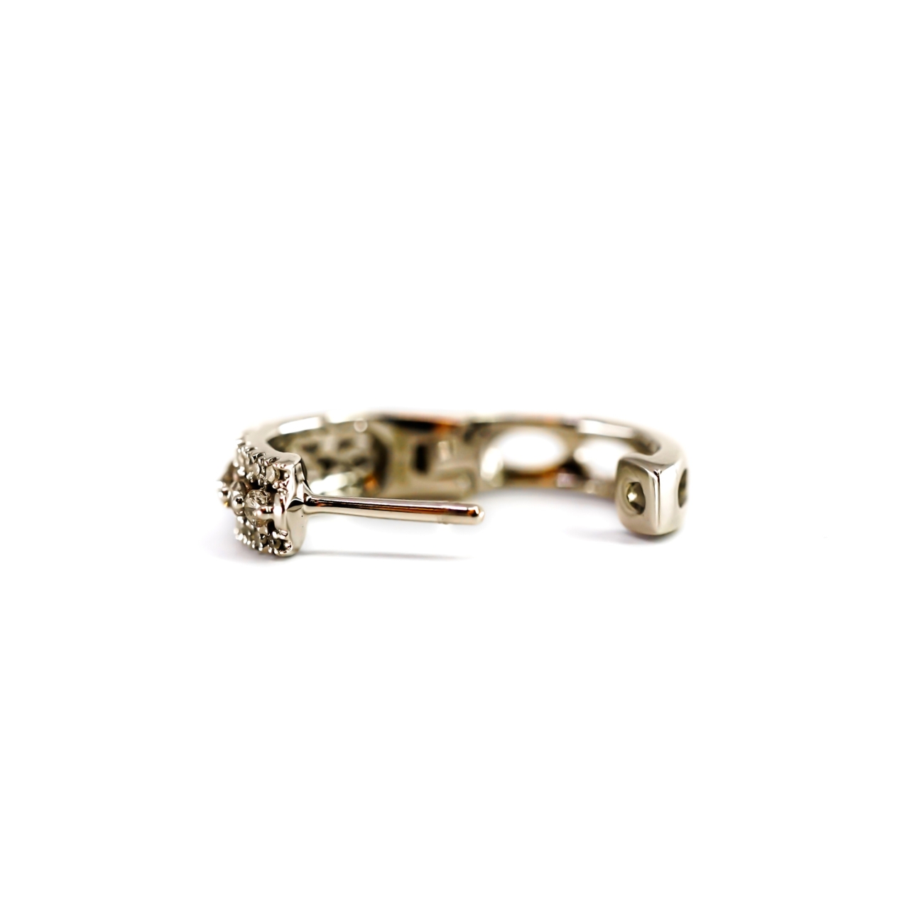 9ct White Gold Diamond Huggie Earrings | 2.1g | 13.5mm #72162 9ct White Gold Diamond Huggie Earrings | 2.1g | 13.5mm #72162 - Image 6