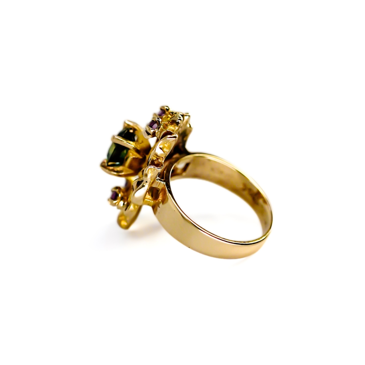 9ct Yellow Gold Sapphire & Amethyst Ring | 6.0g Size L 1/2 #70094 9ct Yellow Gold Sapphire & Amethyst Ring | 6.0g Size L 1/2 #70094 - Image 3