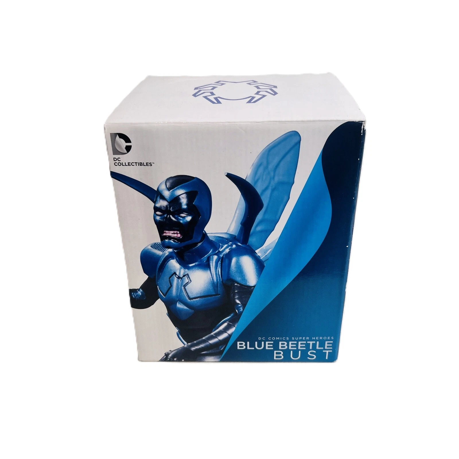 DC Collectibles Blue Beetle Bust Figurine | Boxed #65822 DC Collectibles Blue Beetle Bust Figurine | Boxed #65822 - Image 6