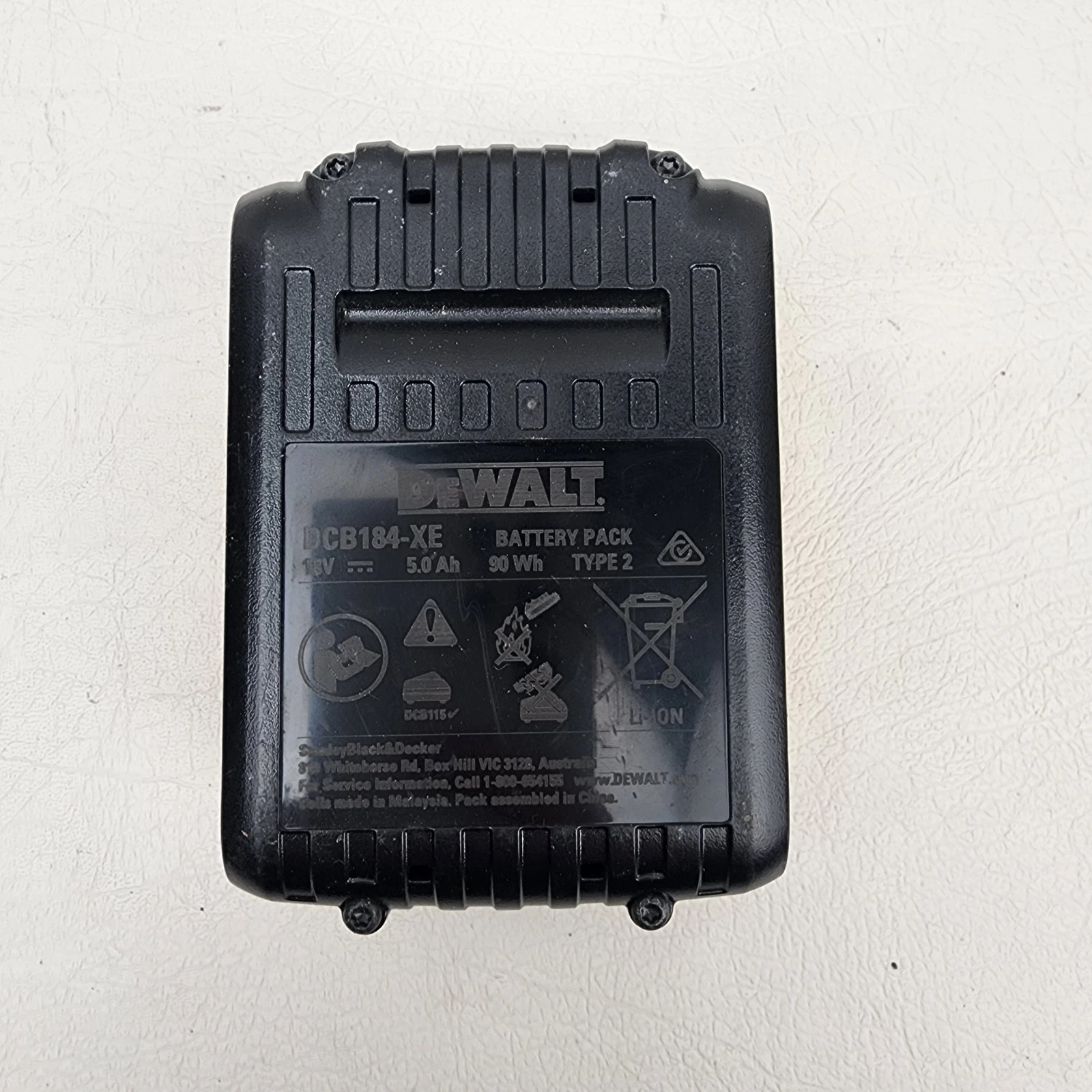 DeWalt DCB184-XE 18V XR 5.0Ah Li-Ion Battery #68391-1 DeWalt DCB184-XE 18V XR 5.0Ah Li-Ion Battery #68391-1 - Image 3