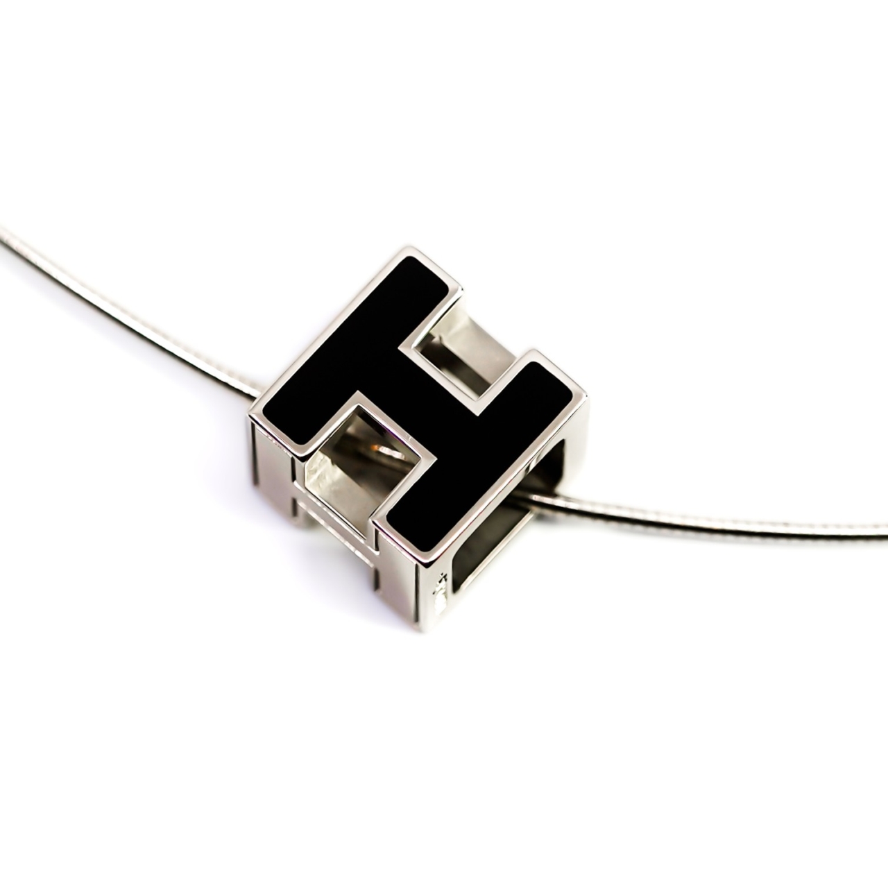 Hermès Cage d'H Black & Silver Pendant Necklace | 42cm | Box #71998 Hermès Cage d'H Black & Silver Pendant Necklace | 42cm | Box #71998 - Image 4