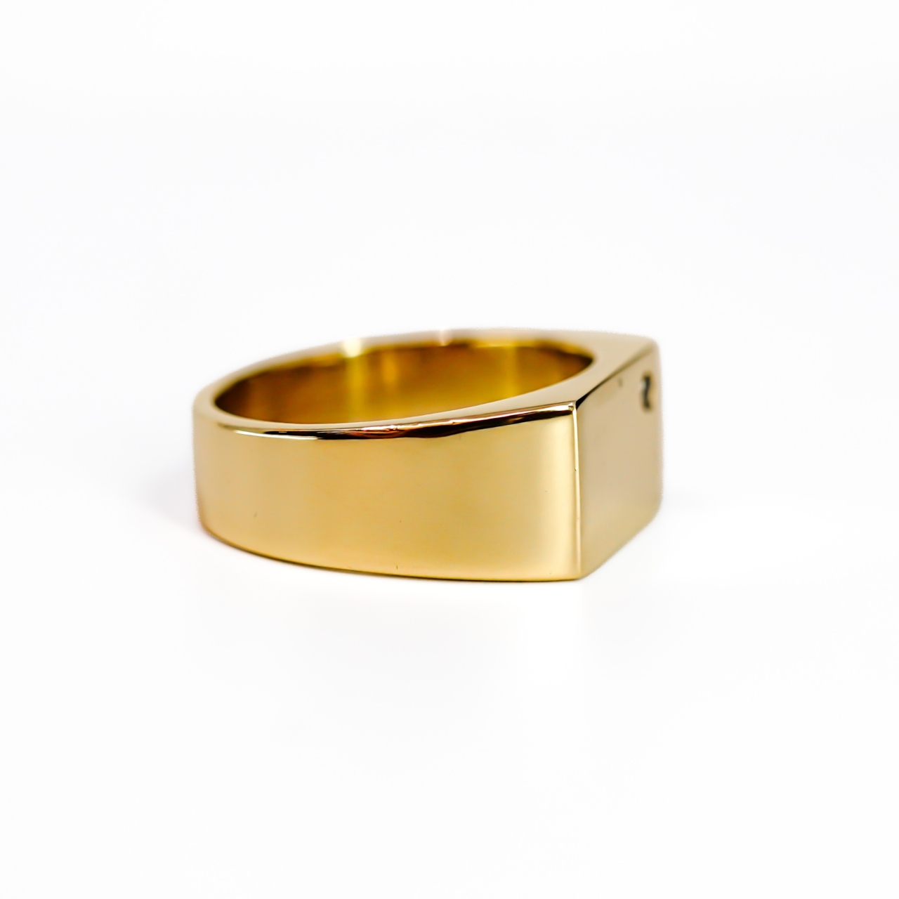 Howlett Jewellery 9ct Yellow Gold Black Diamond Signet Ring | 12.1g | RRP $3,250 #71973 Howlett Jewellery 9ct Yellow Gold Black Diamond Signet Ring | 12.1g | RRP $3,250 #71973 - Image 3