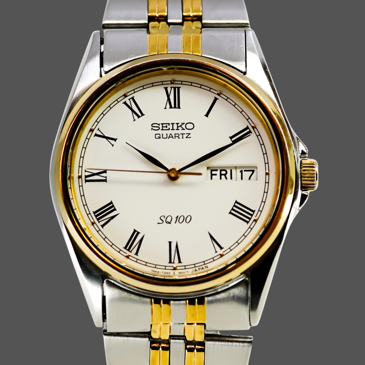 Seiko 7N43-T011 Two-Tone Quartz Watch | 35mm | Roman Numeral Dial #72179 Seiko 7N43-T011 Two-Tone Quartz Watch | 35mm | Roman Numeral Dial #72179