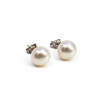 Monty's Sterling Silver White Pearl Stud Earrings | 2.1g | 9mm #72326-34